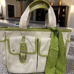 Coach purse #B04-6734